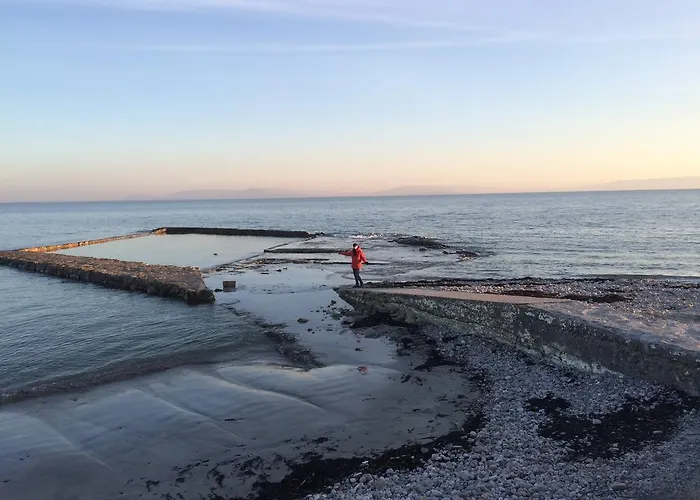 Self Catering - Salthill *